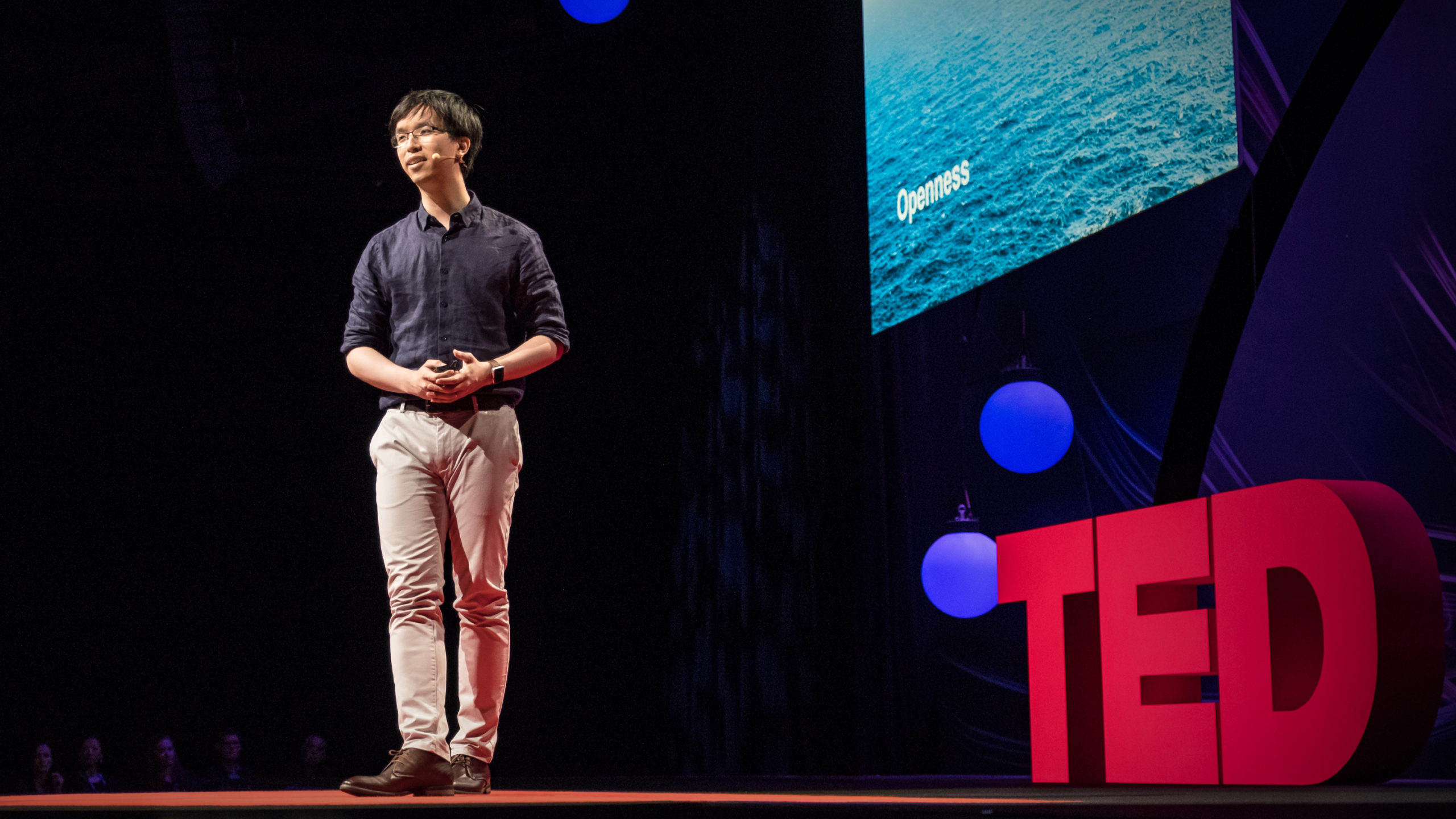 RaymondTang_2017S-embed Photo: Photographer Jean-Jacques Halans / TED
