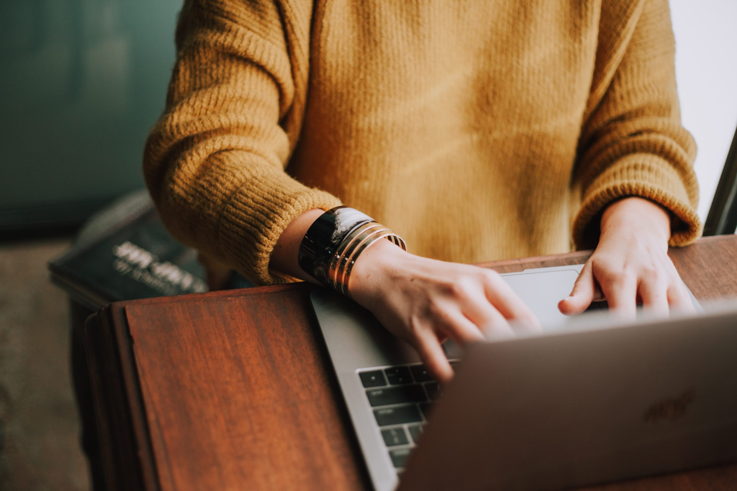 christin-hume-Hcfwew744z4-unsplash multi-shore delivery on demand