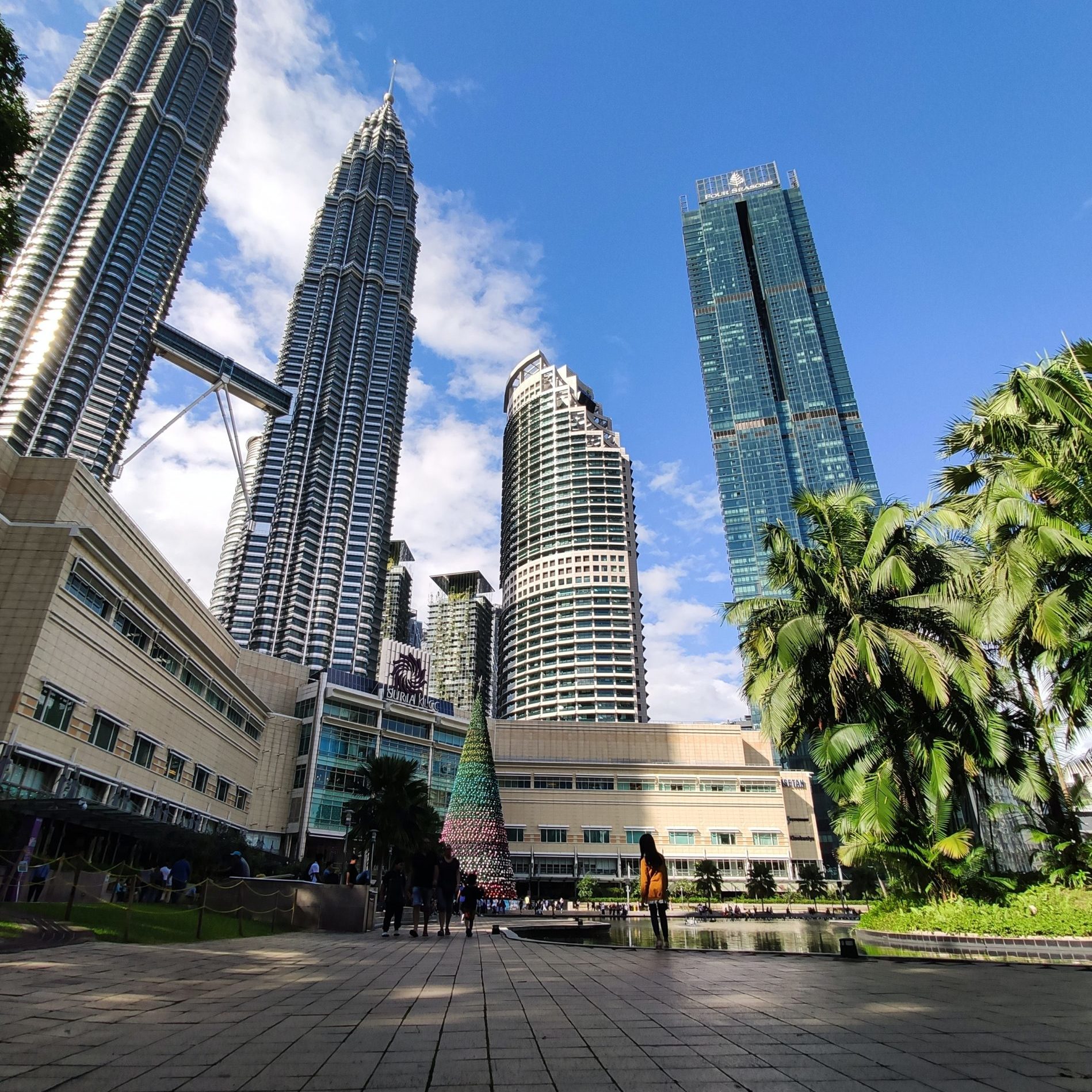 Kuala Lumpur view of Petronas towers
